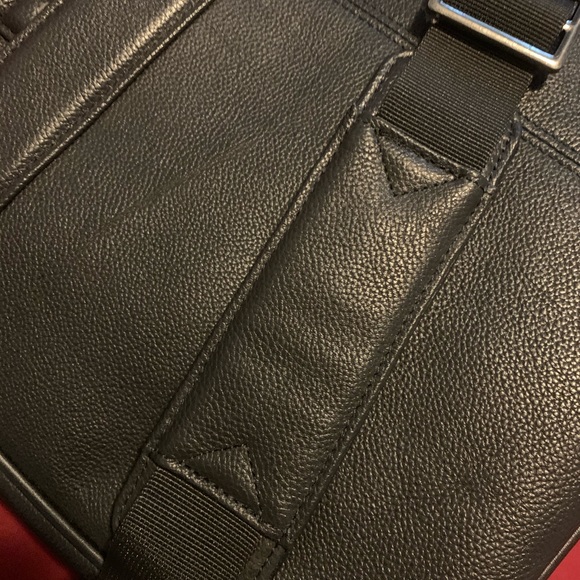 Kennetch Cole Reaction Business Portfolio - Picture 7 of 8